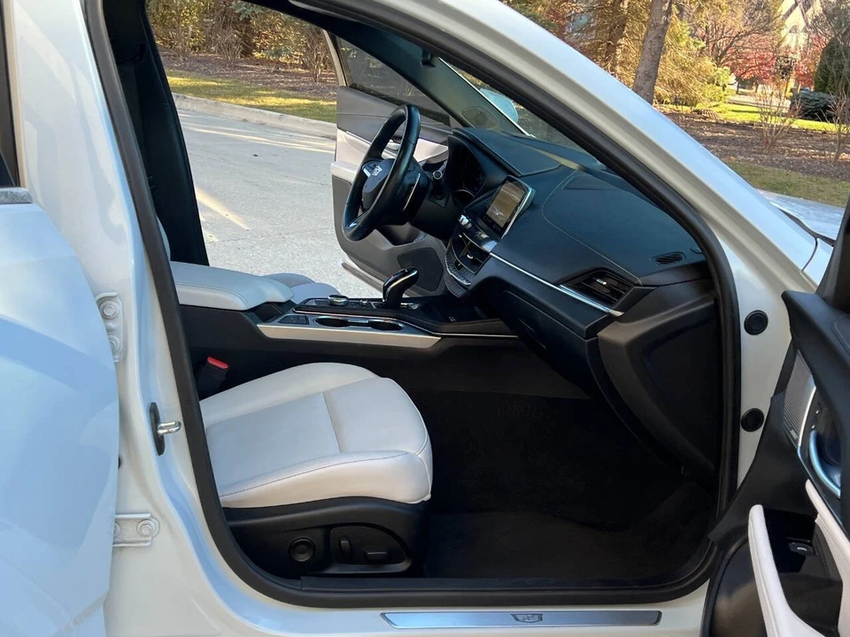 2021 Cadillac CT4 - Image 17 of 21