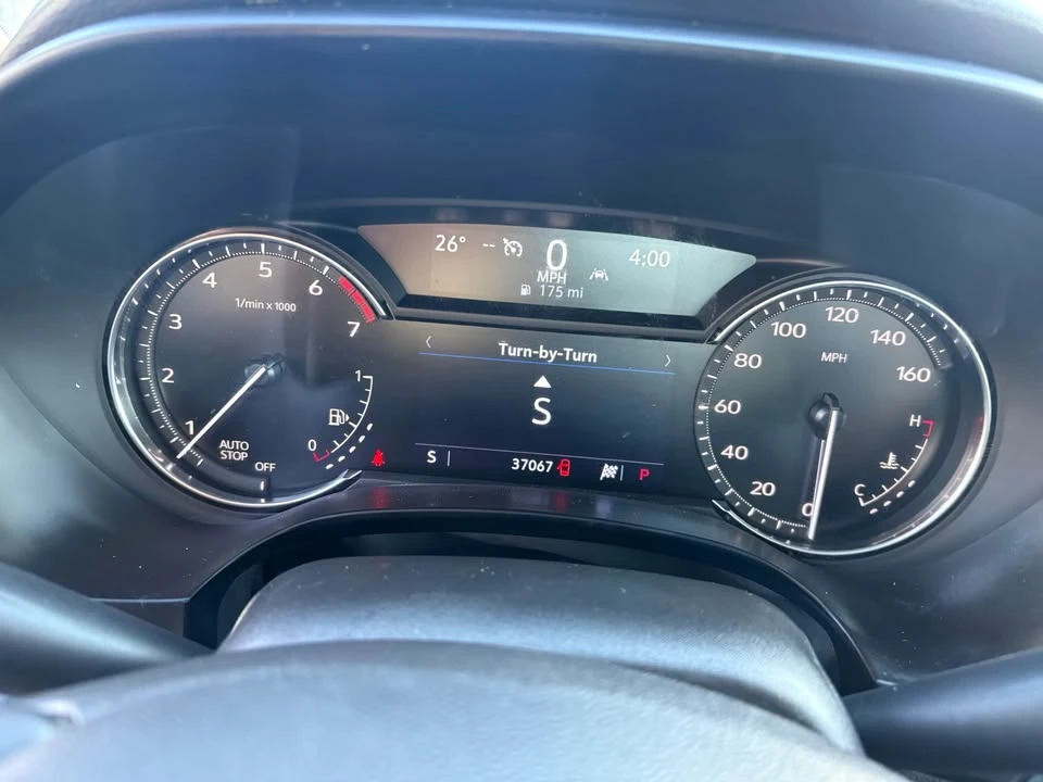 2021 Cadillac - Image 4 of 10