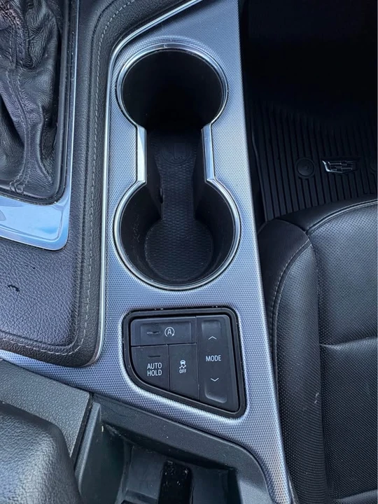 2021 Cadillac - Image 7 of 10