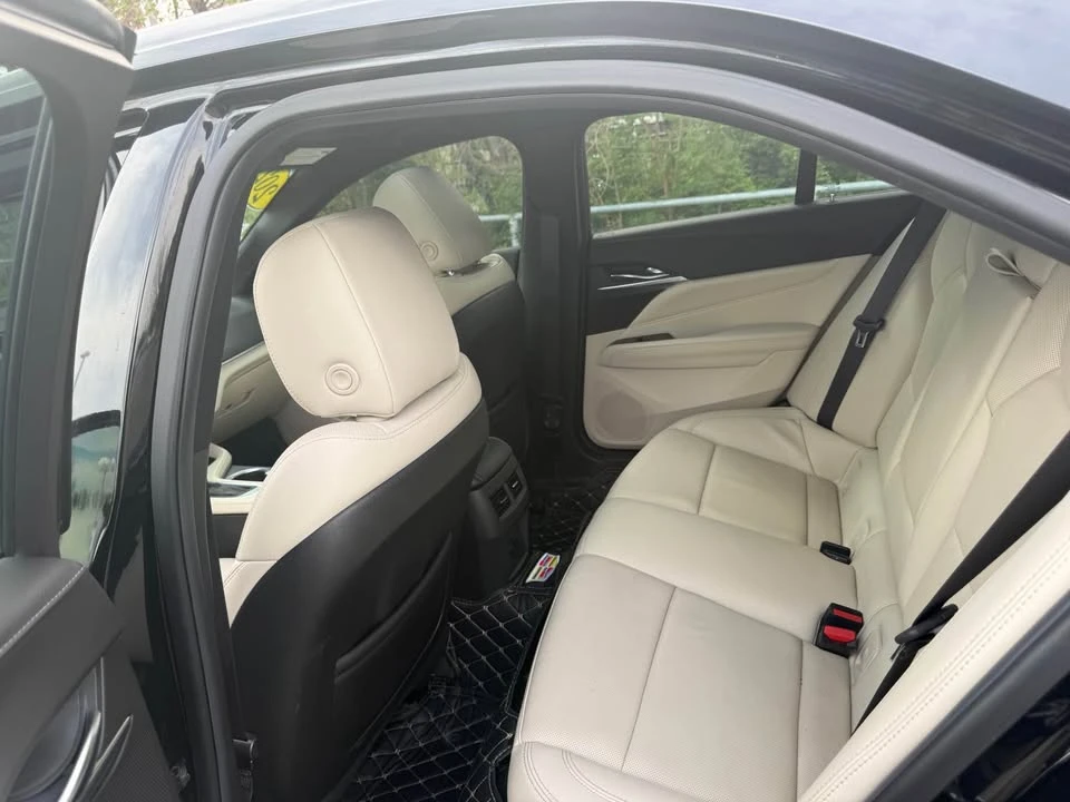 2021 Cadillac CT4 - Image 14 of 18