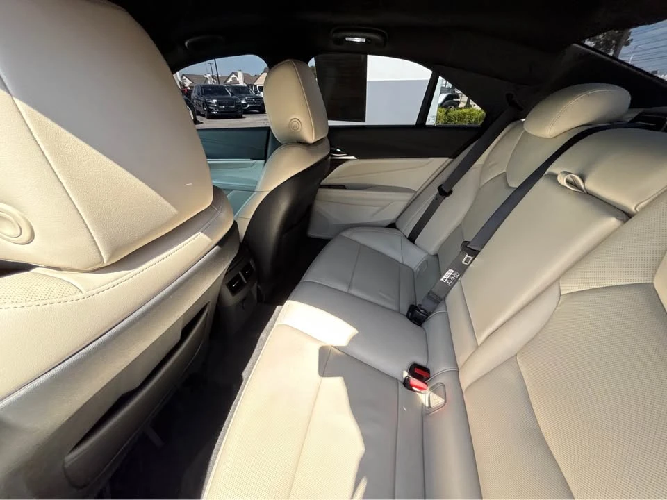 2021 Cadillac CT4 - Image 14 of 17