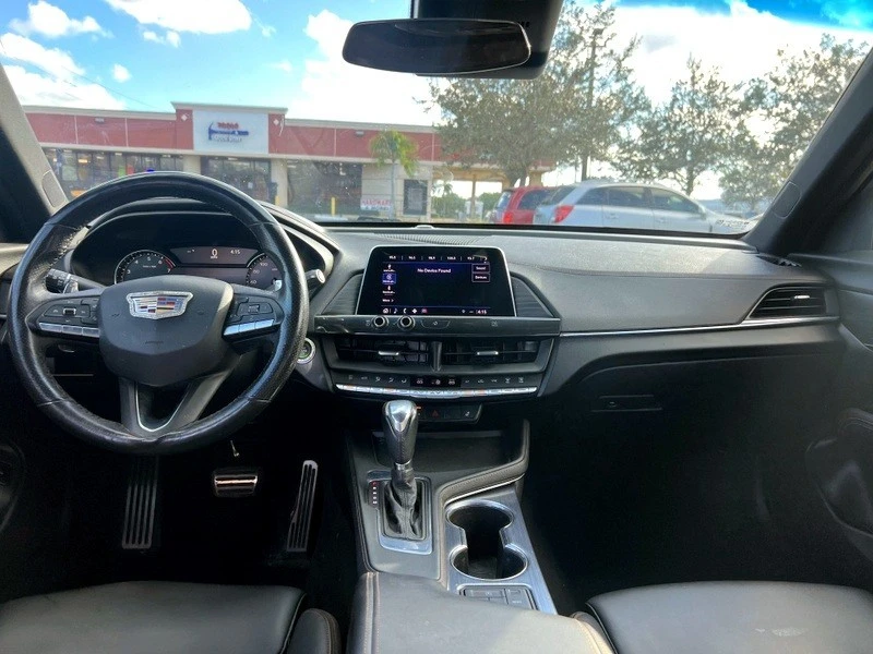 2021 Cadillac CT4 - Image 15 of 20