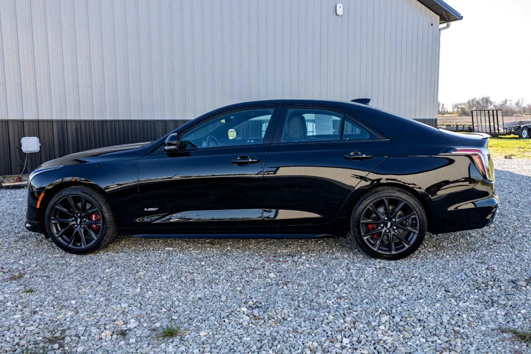 2021 Cadillac CT4-V - Image 4 of 31