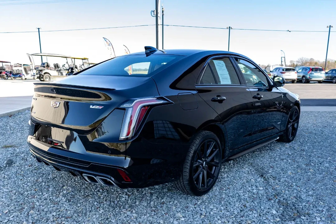 2021 Cadillac CT4-V - Image 9 of 31