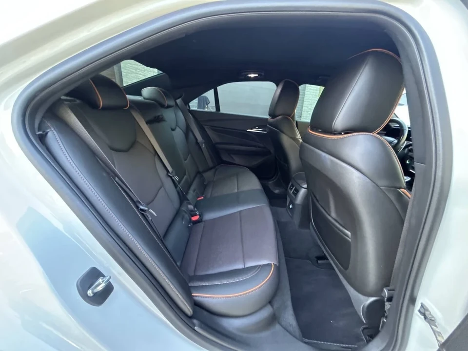 2021 Cadillac CT4-V - Image 11 of 12