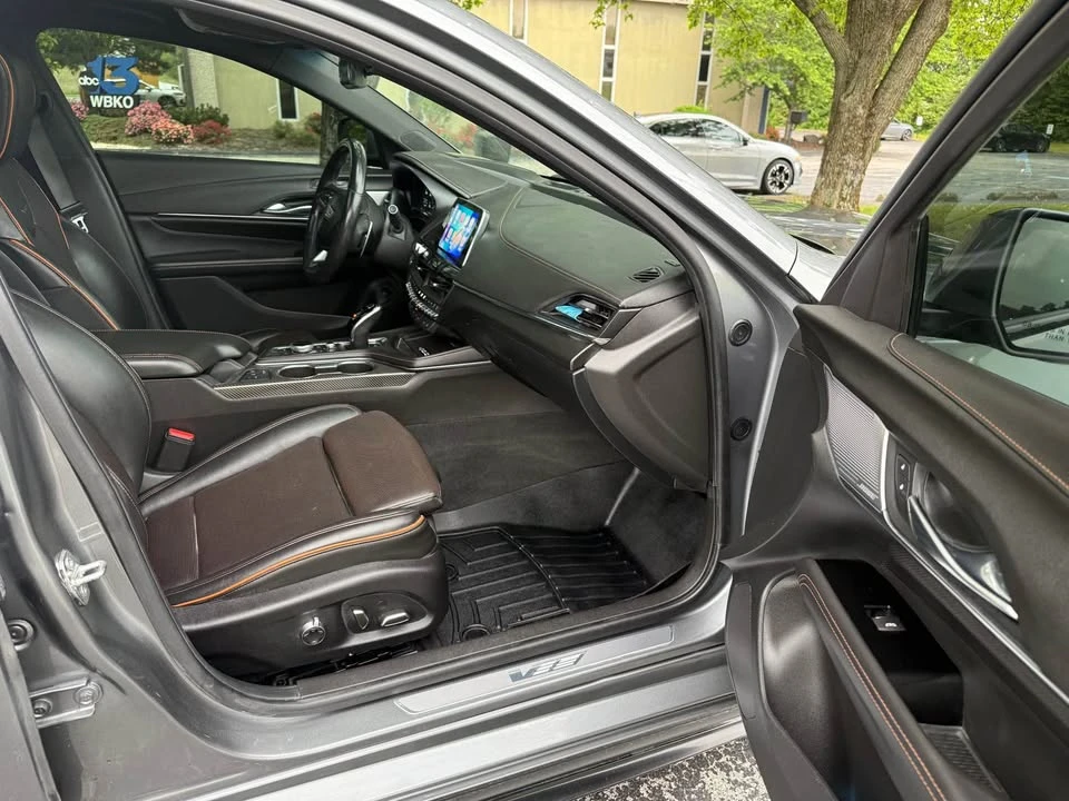 2021 Cadillac CT4-V - Image 10 of 20