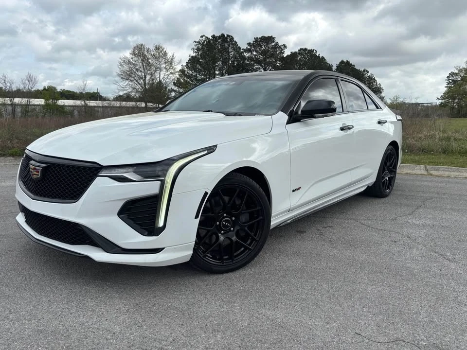 2021 Cadillac CT4-V - Image 12 of 13