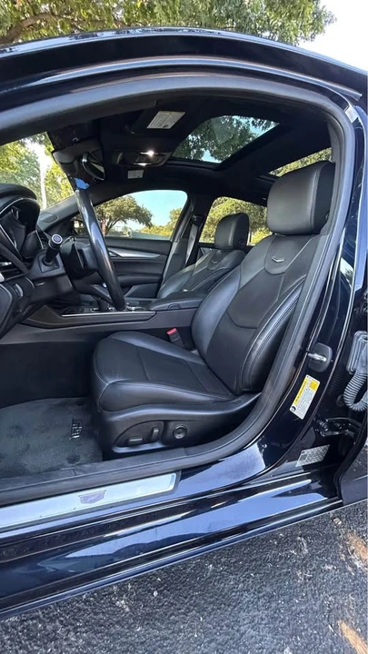 2021 Cadillac CT5 - Image 9 of 10