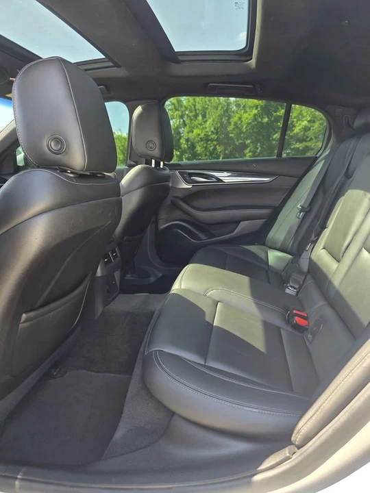 2021 Cadillac CT5 - Image 9 of 10