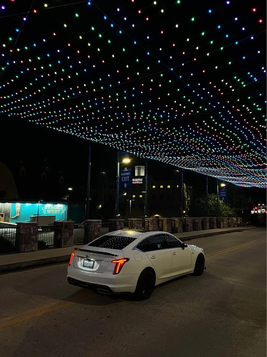 2021 Cadillac CT5 - Image 2 of 18