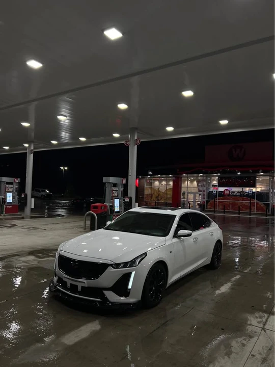 2021 Cadillac CT5 - Image 17 of 18