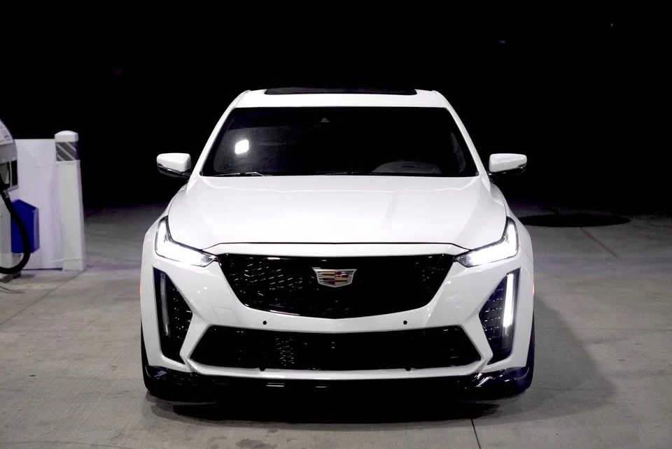 2021 Cadillac CT5 - Image 2 of 6