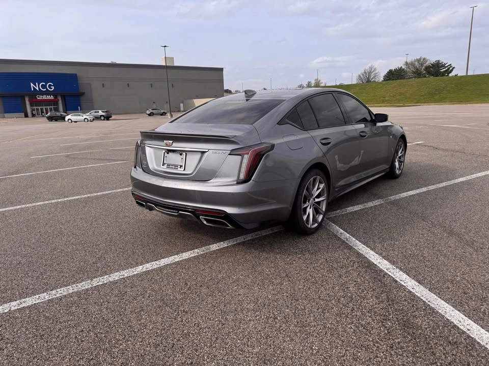 2021 Cadillac CT5 - Image 4 of 8