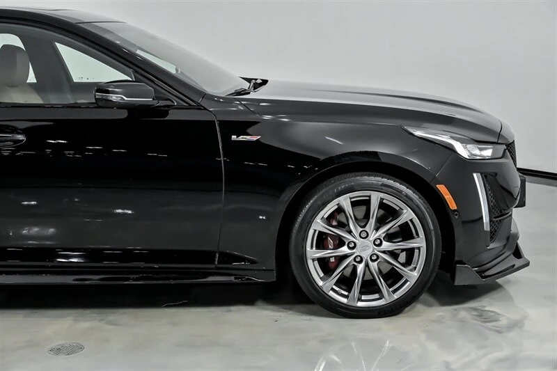 2021 Cadillac CT5-V - Image 15 of 21
