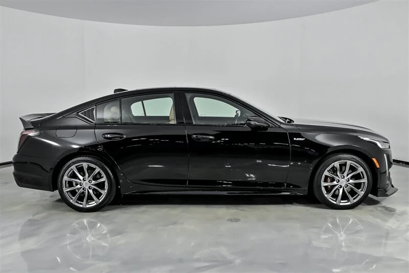 2021 Cadillac CT5-V - Image 14 of 21