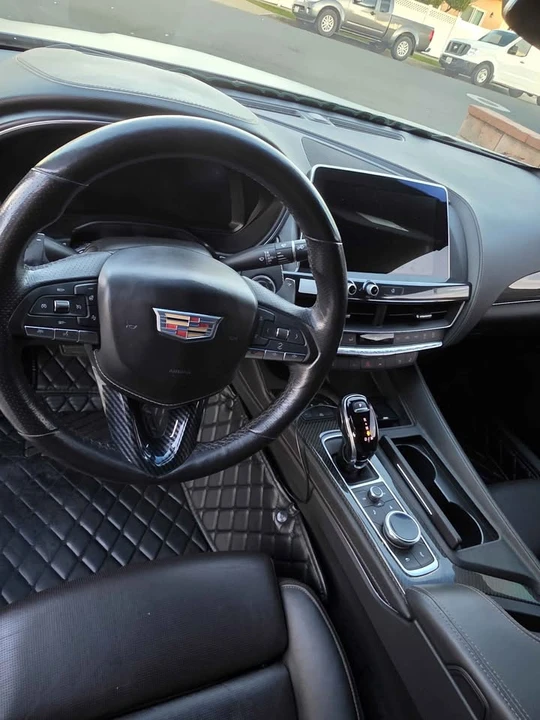 2021 Cadillac CT5-V - Image 10 of 13