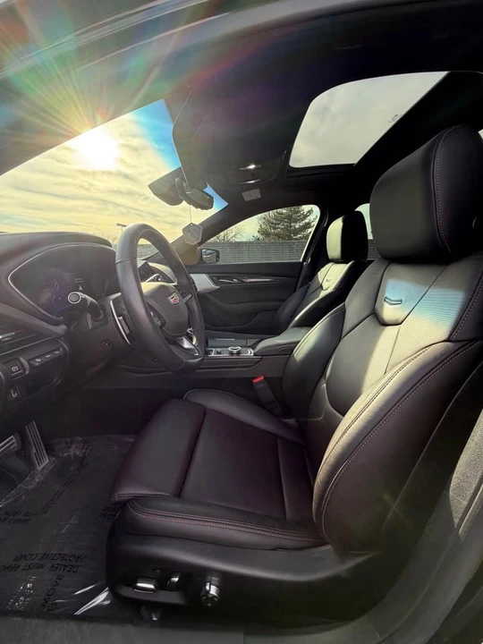 2021 Cadillac CT5-V - Image 8 of 17