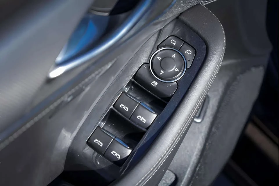 2021 Cadillac CT5 - Image 13 of 20