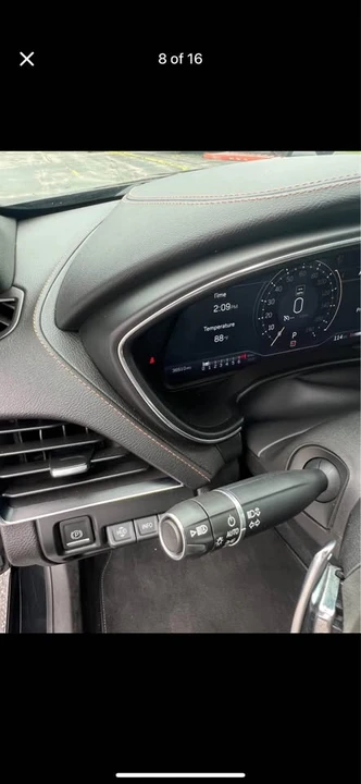 2021 Cadillac - Image 6 of 10