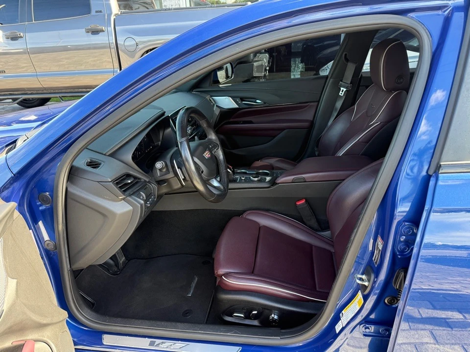 2021 Cadillac CT4-V - Image 26 of 31