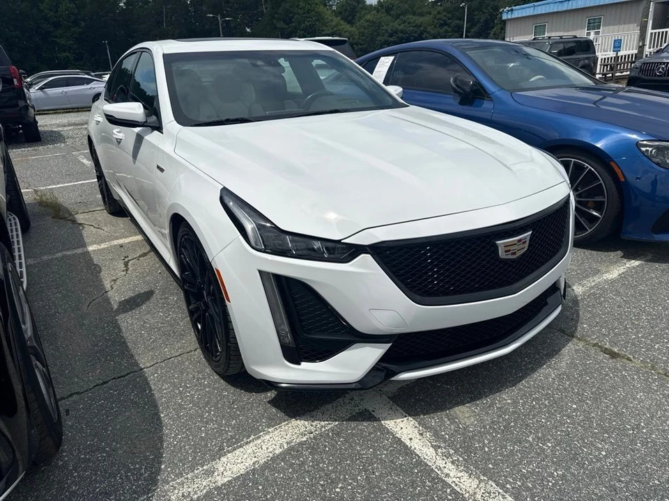 2021 Cadillac CT5-V - Image 2 of 5
