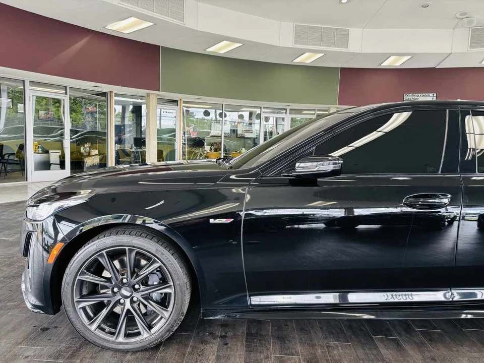 2021 Cadillac CT5-V - Image 16 of 31