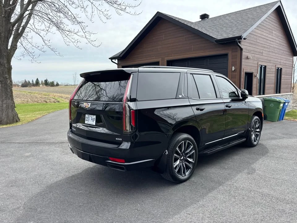 2021 Cadillac Escalade 5th Gen - Image 8 of 14