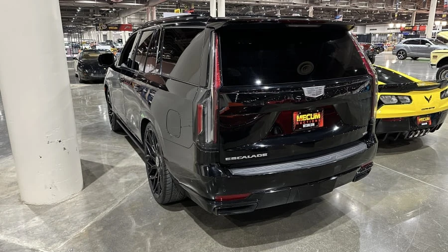 2021 Cadillac Escalade 5th Gen - Image 4 of 9