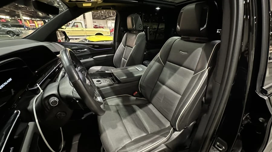 2021 Cadillac Escalade 5th Gen - Image 5 of 9