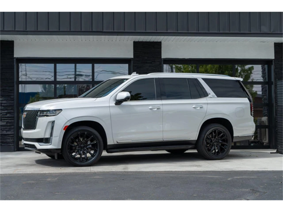 2021 Cadillac Escalade 5th Gen - Image 2 of 31