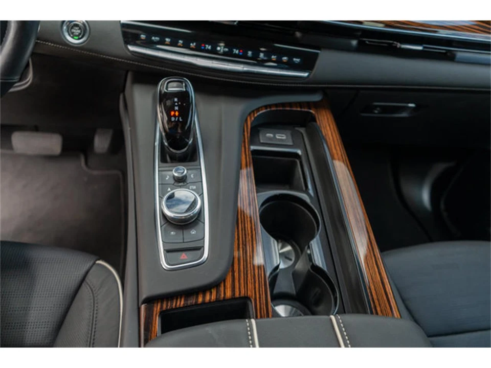 2021 Cadillac Escalade 5th Gen - Image 21 of 31