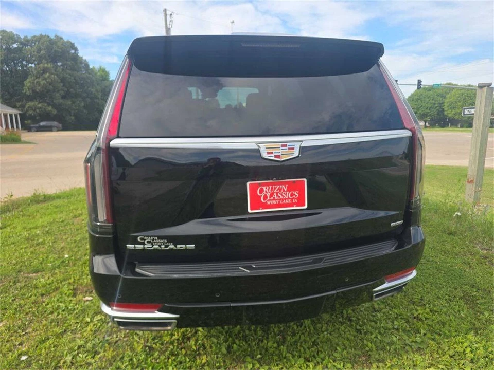 2021 Cadillac Escalade 5th Gen - Image 9 of 31