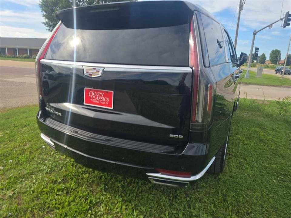 2021 Cadillac Escalade 5th Gen - Image 8 of 31