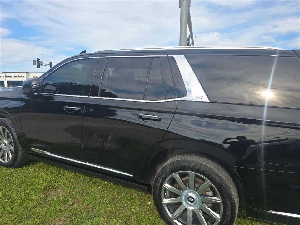 2021 Cadillac Escalade 5th Gen - Image 11 of 31