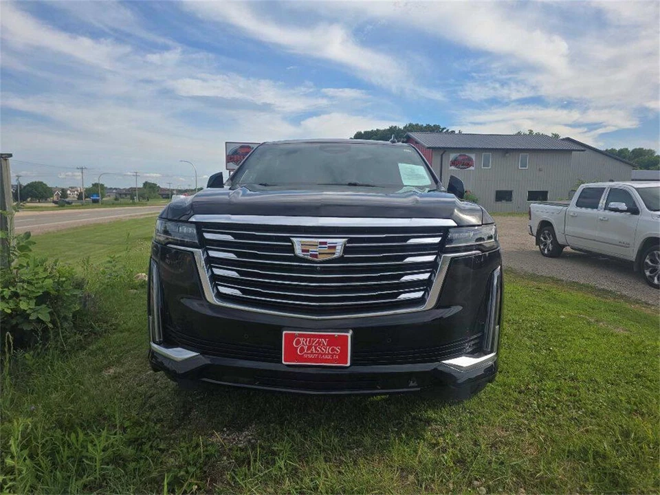 2021 Cadillac Escalade 5th Gen - Image 17 of 31