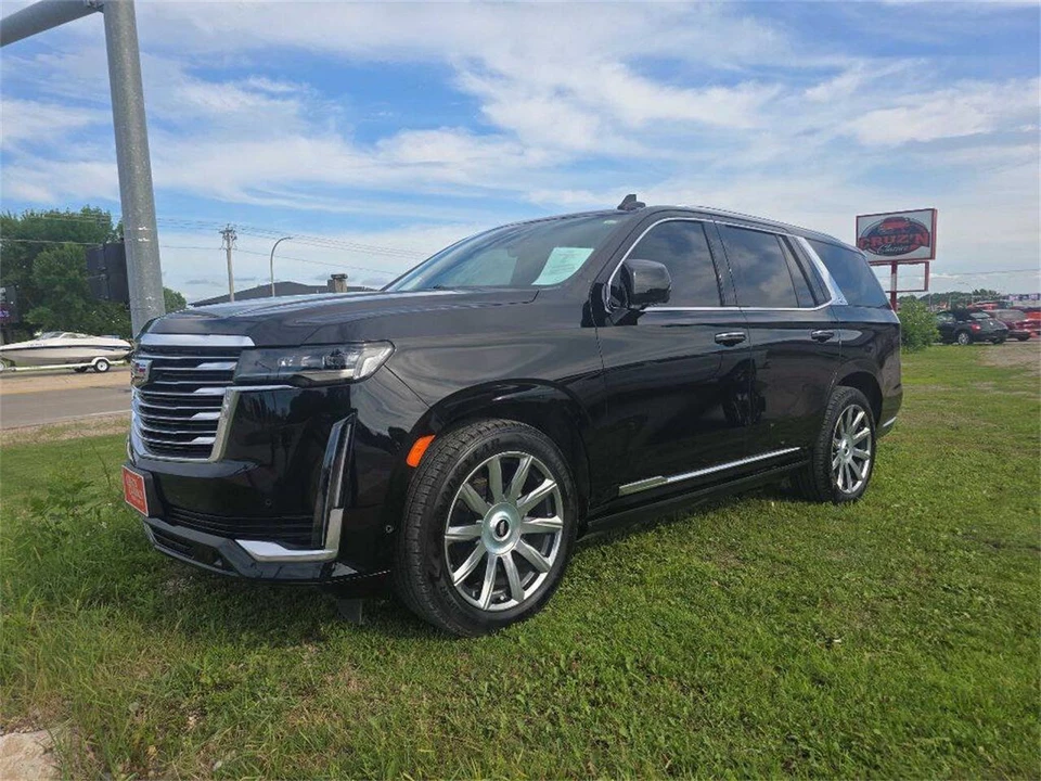 2021 Cadillac Escalade 5th Gen - Image 26 of 31