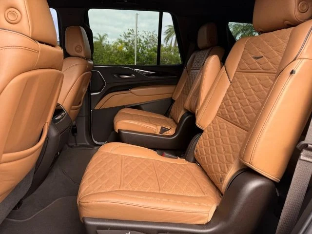 2021 Cadillac Escalade 5th Gen - Image 12 of 19