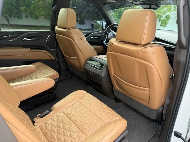 2021 Cadillac Escalade 5th Gen - Image 15 of 19