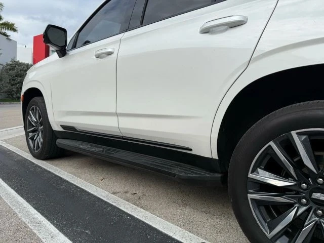 2021 Cadillac Escalade 5th Gen - Image 18 of 19