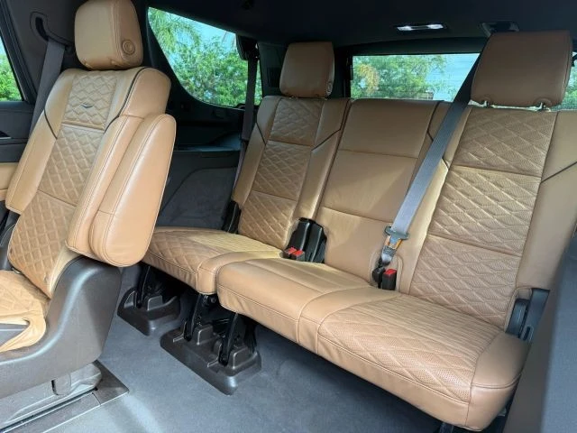 2021 Cadillac Escalade 5th Gen - Image 13 of 19