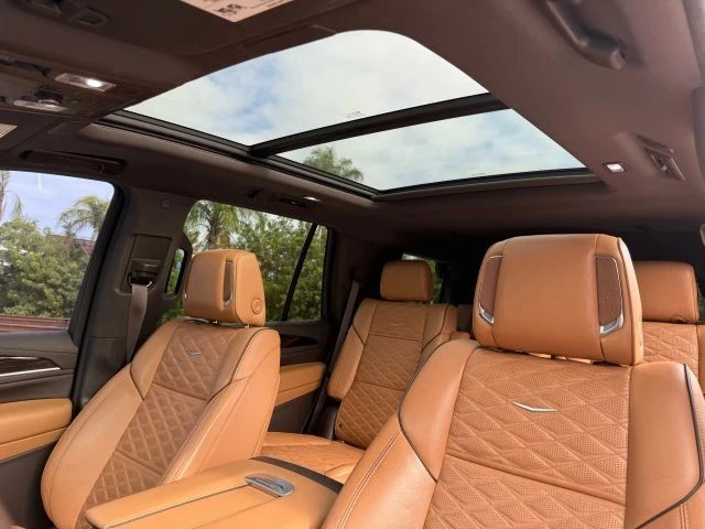 2021 Cadillac Escalade 5th Gen - Image 11 of 19