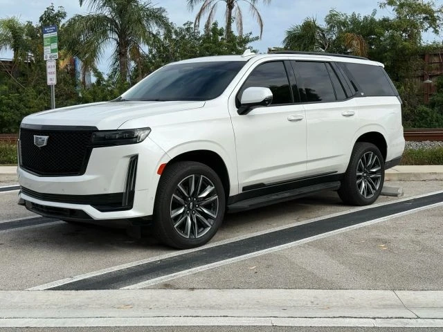 2021 Cadillac Escalade 5th Gen - Image 2 of 19
