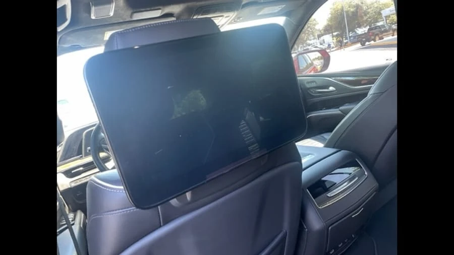2021 Cadillac Escalade 5th Gen - Image 11 of 16