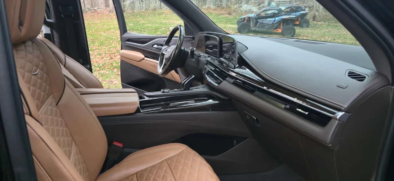 2021 Cadillac Escalade 5th Gen - Image 5 of 9