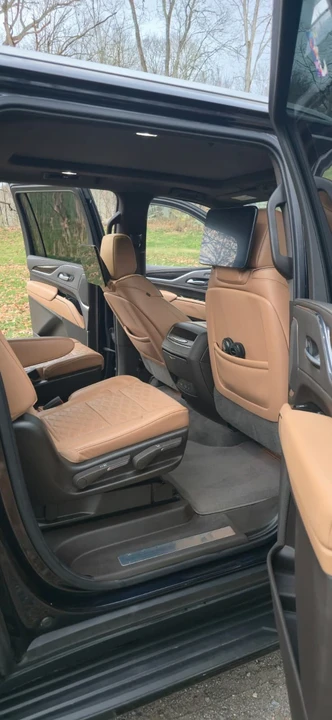2021 Cadillac Escalade 5th Gen - Image 4 of 9