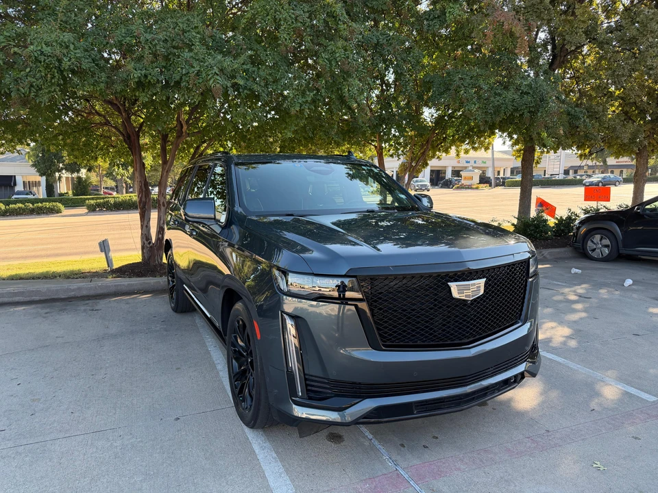 2021 Cadillac Escalade 5th Gen - Image 23 of 31