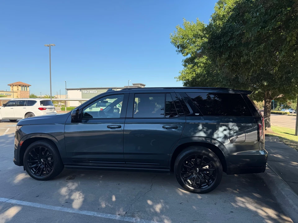 2021 Cadillac Escalade 5th Gen - Image 13 of 31
