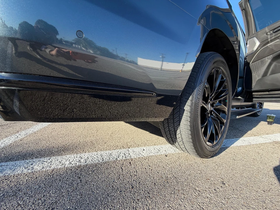 2021 Cadillac Escalade 5th Gen - Image 27 of 31