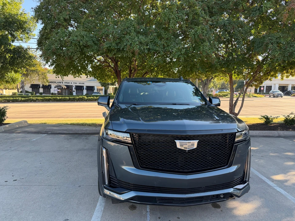 2021 Cadillac Escalade 5th Gen - Image 24 of 31