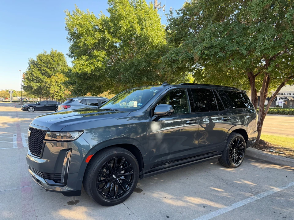 2021 Cadillac Escalade 5th Gen - Image 10 of 31